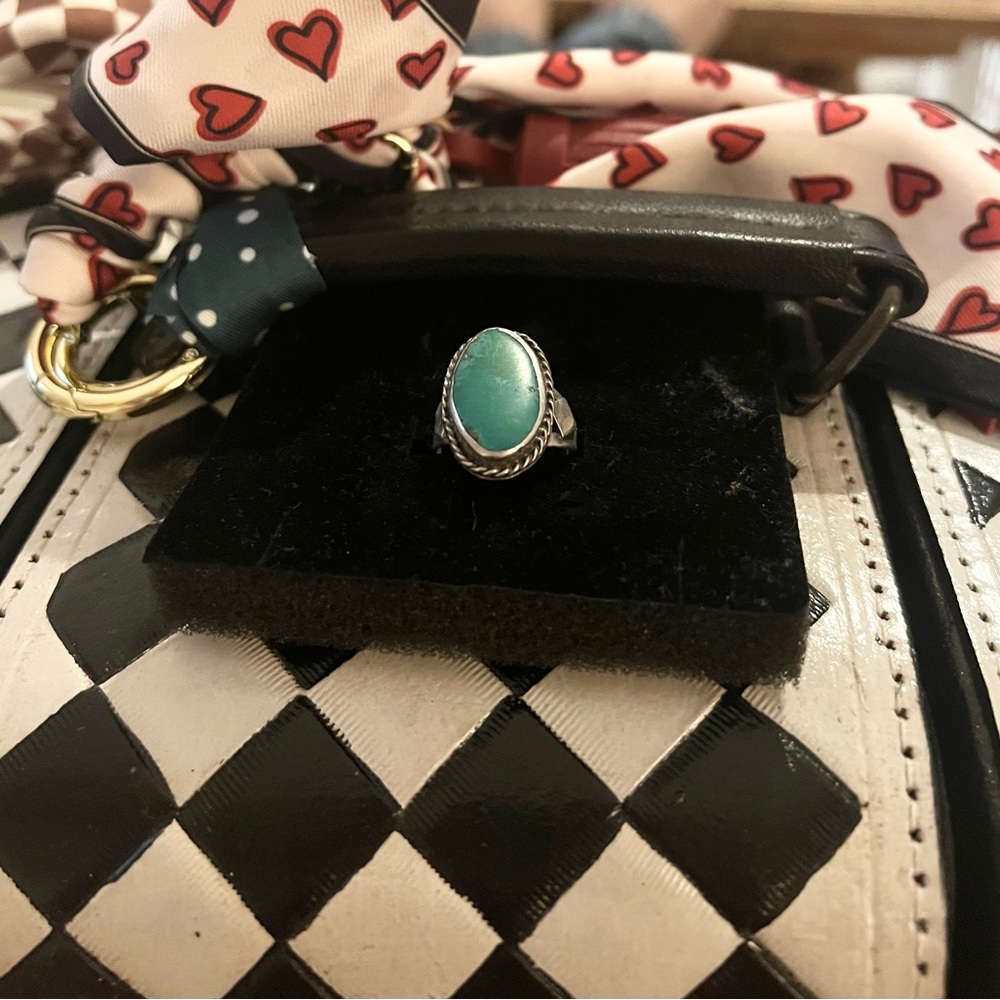 Vintage Silver Turquoise Ring *Vintage*
